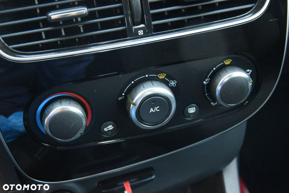 Renault Clio (Energy) TCe 75 Start & Stop LIMITED - 29