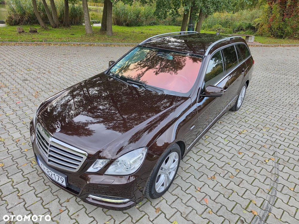 Mercedes-Benz Klasa E 250 CDI DPF BlueEFFICIENCY Avantgarde - 13