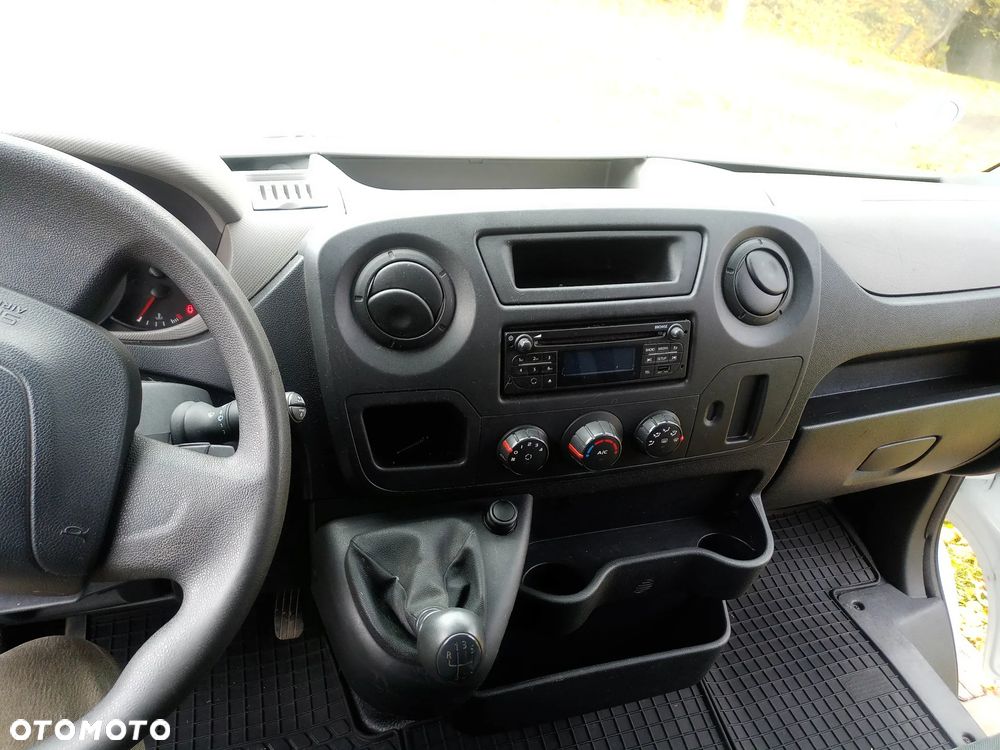 Renault Master - 15