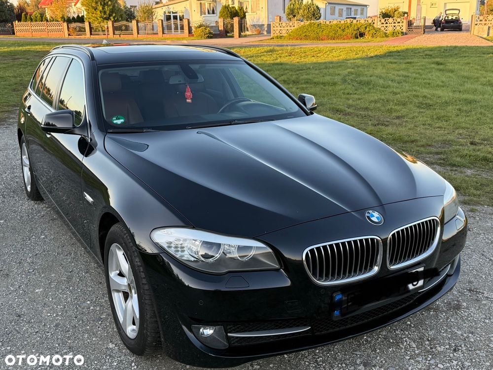 BMW Seria 5 520d Touring - 2