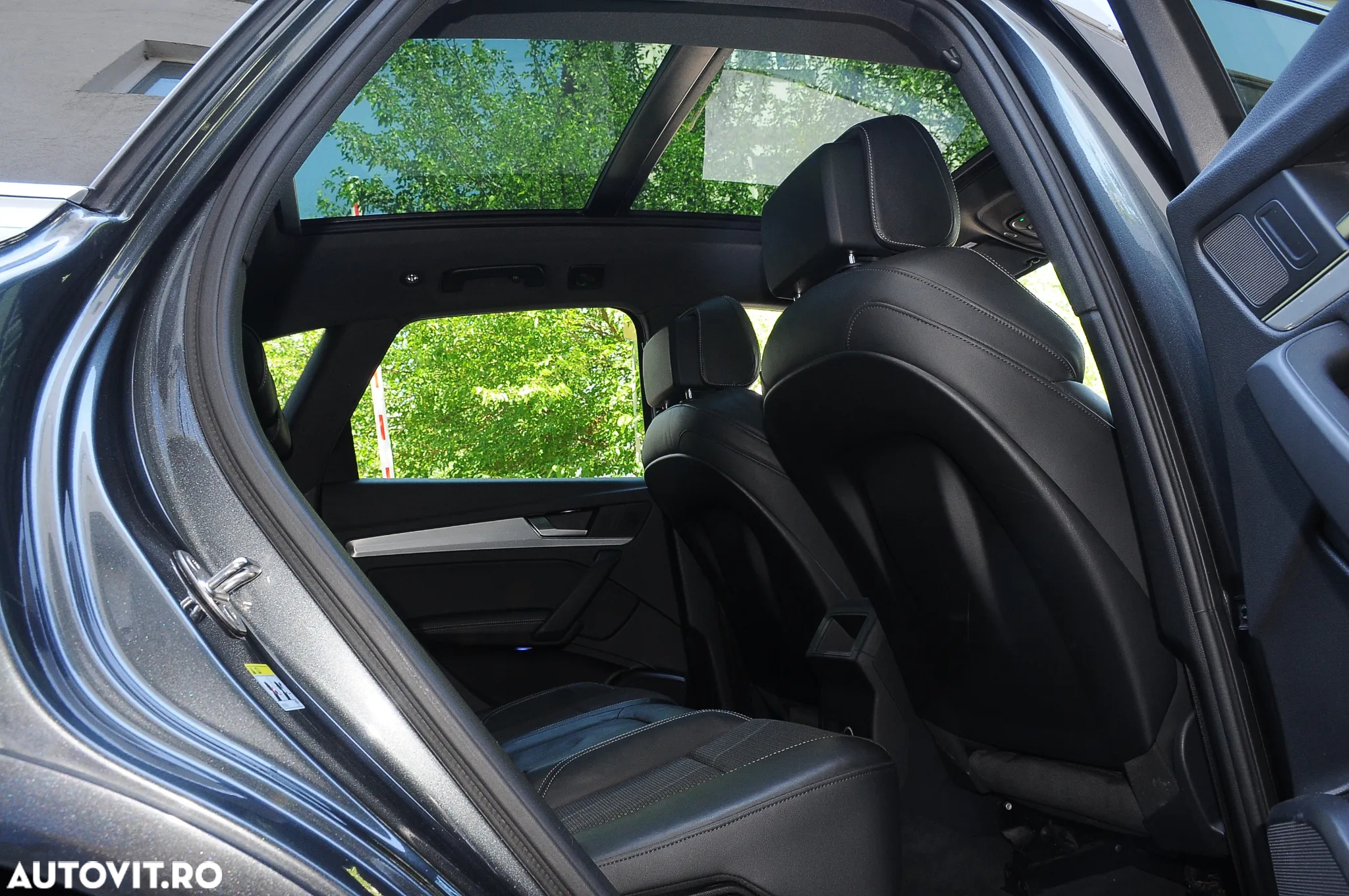 Audi Q5 2.0 40 TDI quattro S tronic Design - 8