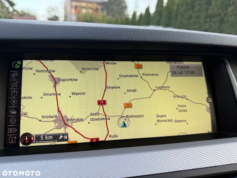 BMW Seria 5 520d Touring M Sport Edition - 33