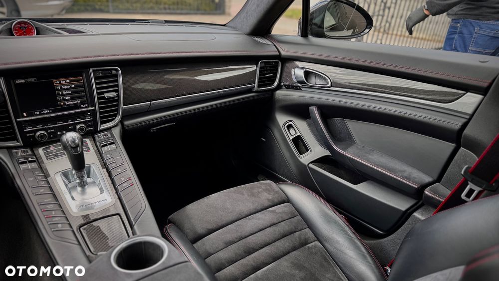 Porsche Panamera - 11