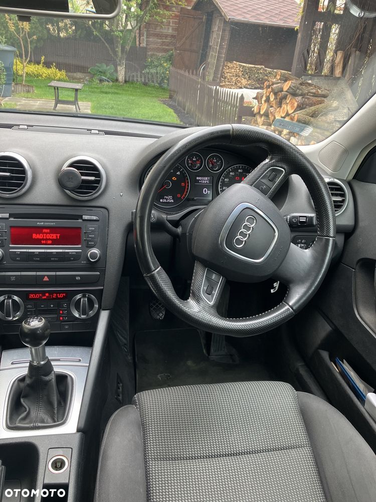 Audi A3 Sportback - 3