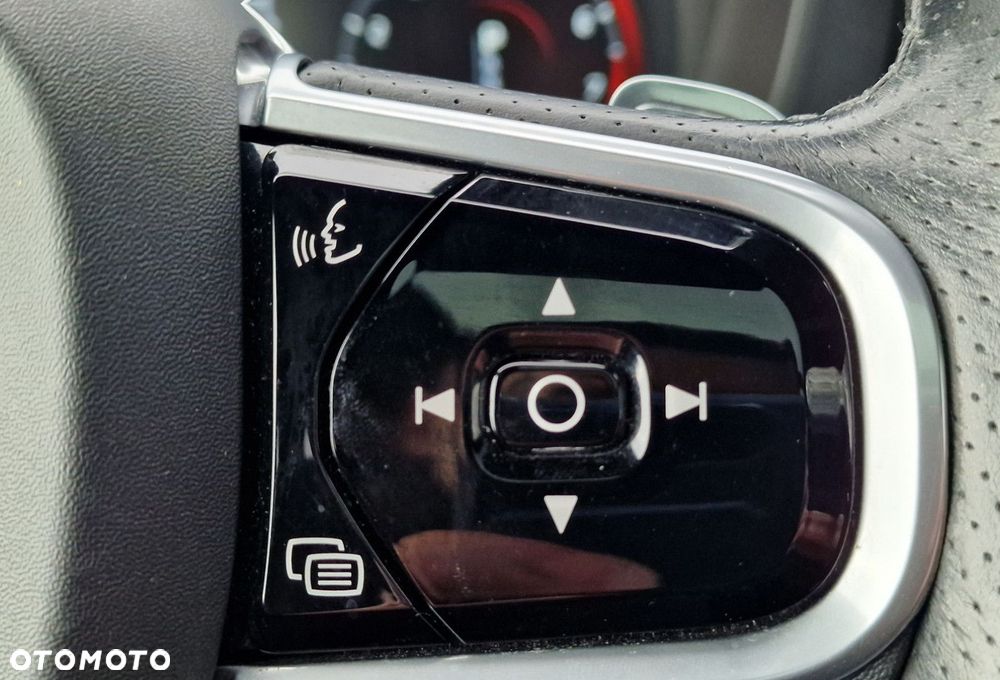 Volvo XC 60 - 24