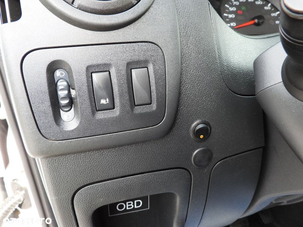 Renault MASTER FURGON BRYGADÓWKA 7 MIEJSC TEMPOMAT BLIŹNIACZE KOŁA KLIMATYZACJA  145KM - 24