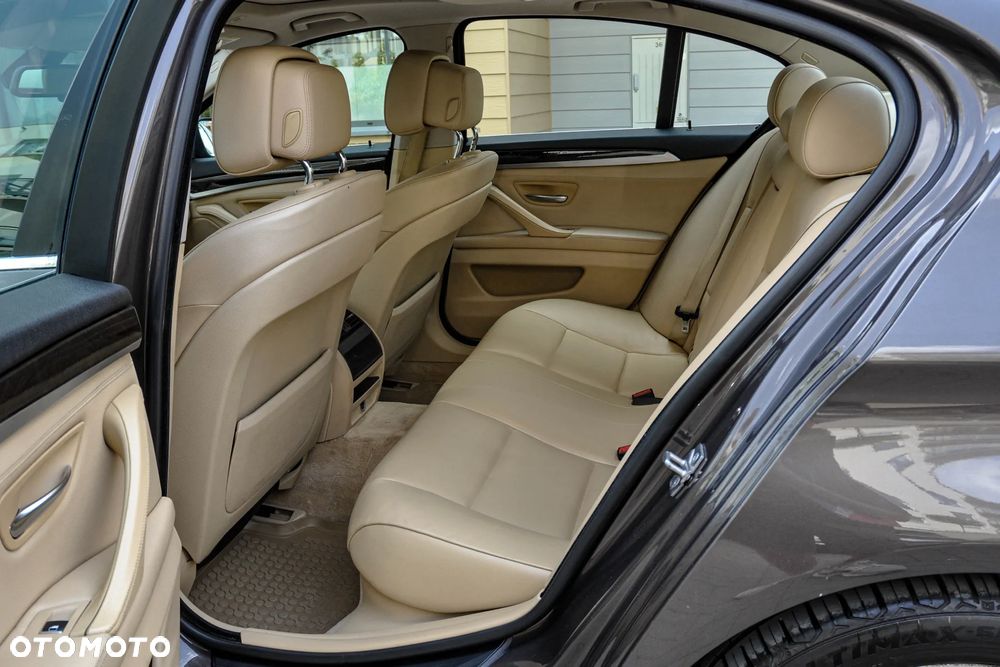 BMW Seria 5 - 8