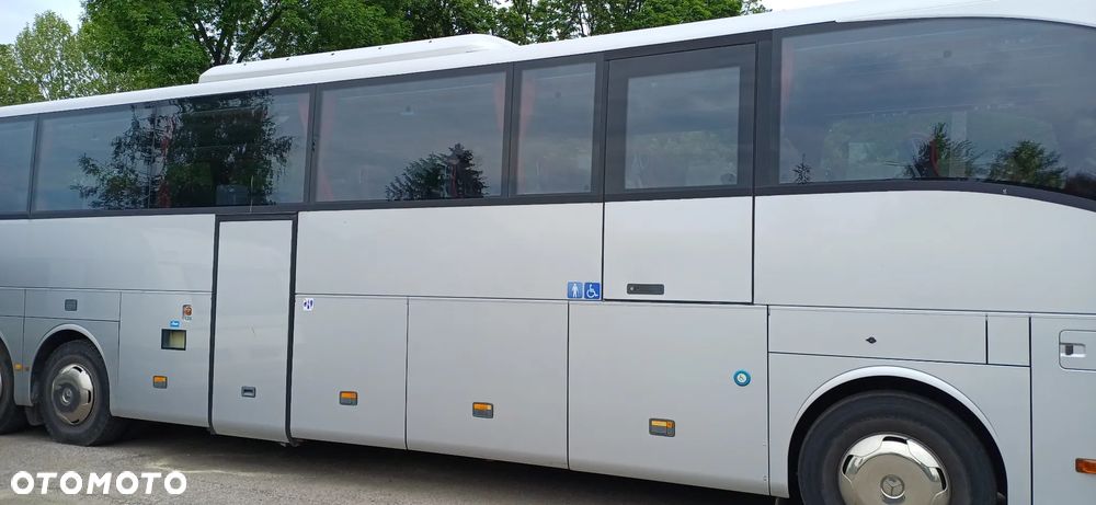 Mercedes-Benz Tourismo 17 RHD - 3