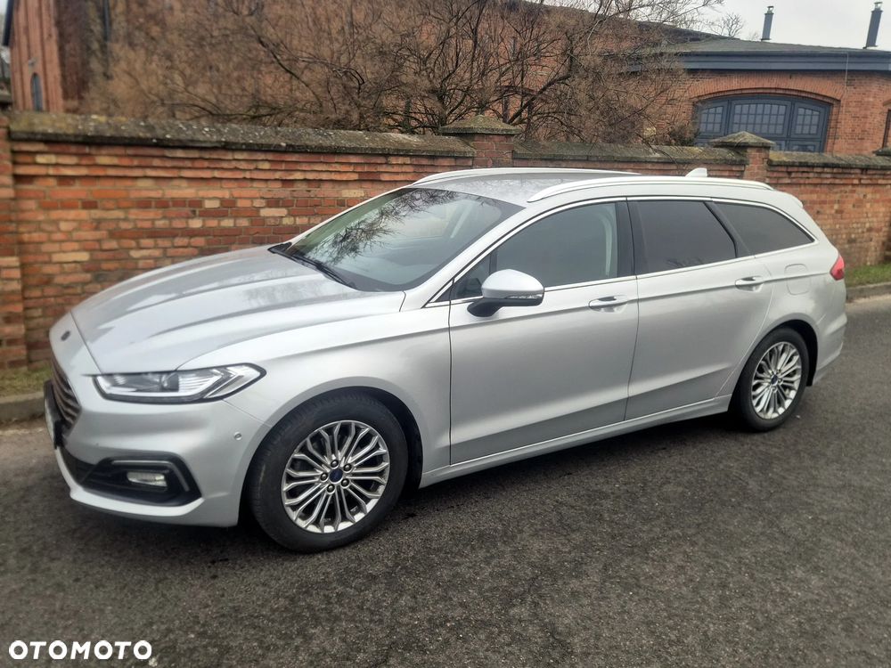 Ford Mondeo 2.0 TDCi Titanium PowerShift - 11