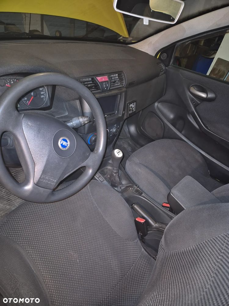 Fiat Stilo - 11