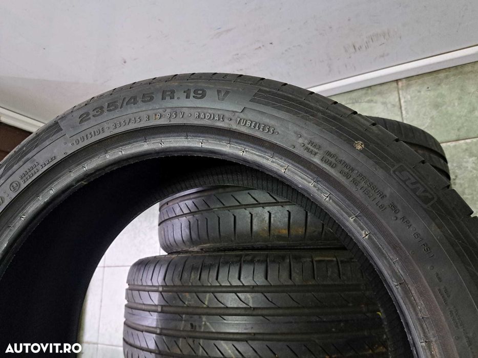 4 anvelope 235/45 R19 Continental runflat - 8