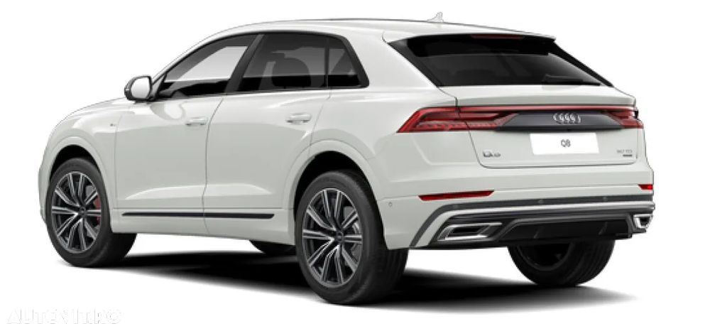 Audi Q8 - 10