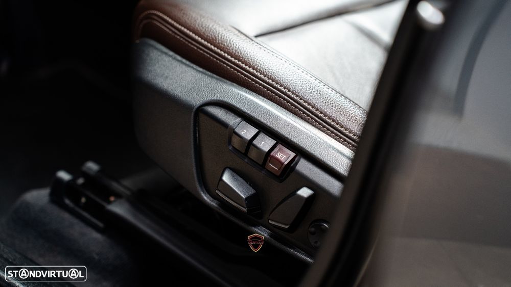 BMW X1 16 d sDrive xLine - 19