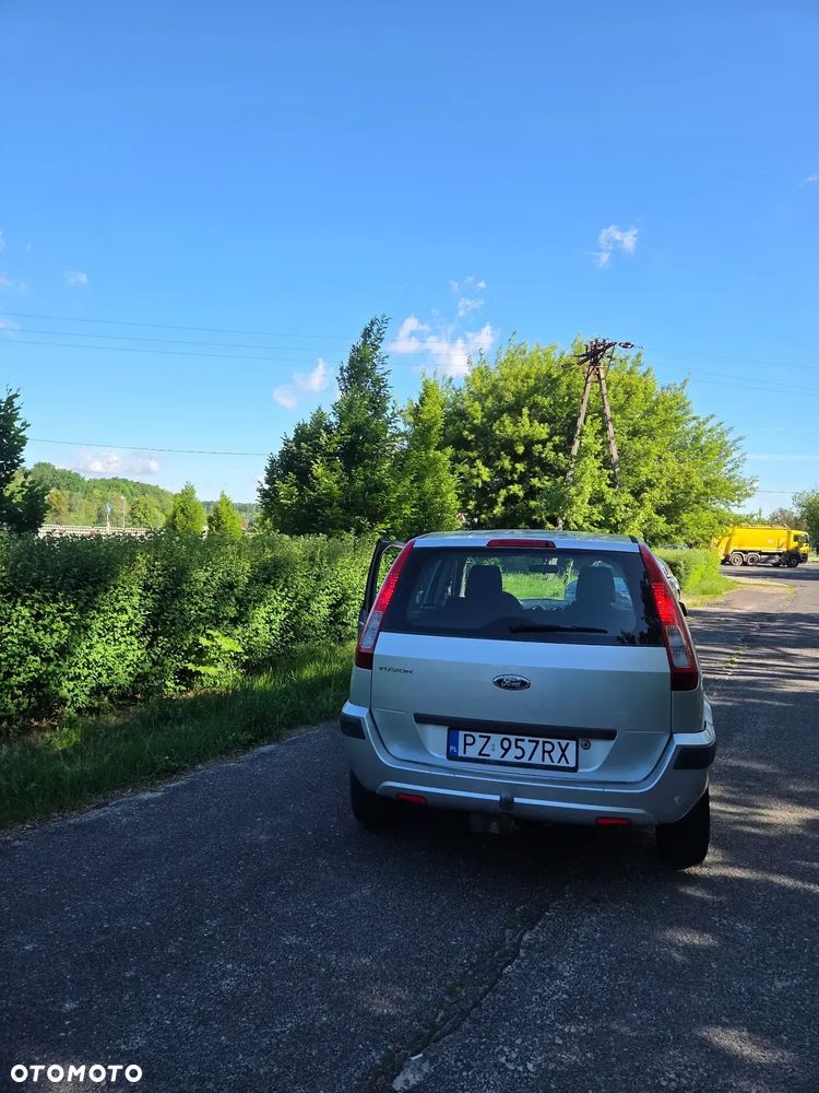 Ford Fusion 1.4 TDCI Ambiente - 3