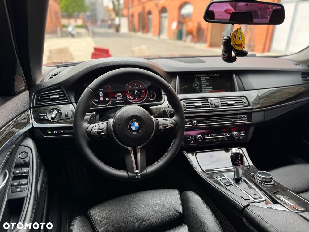BMW Seria 5 - 35