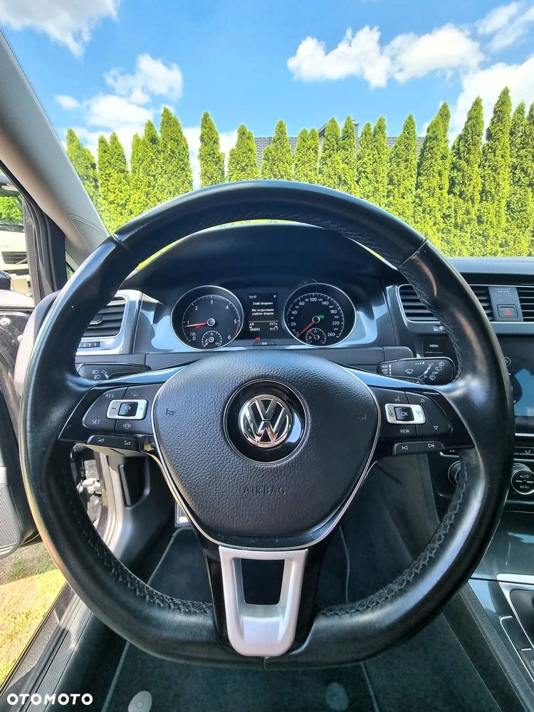 Volkswagen Golf - 14