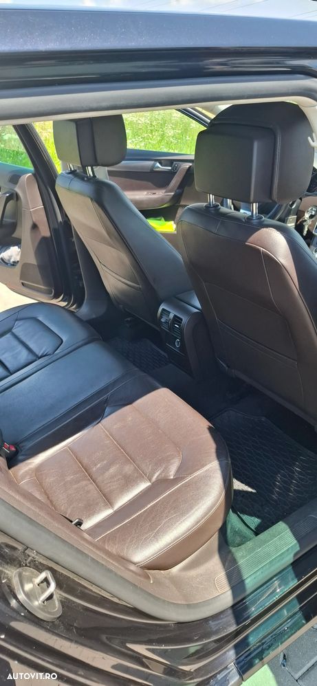 Volkswagen Passat 2.0 TDI 4Motion BlueMotion Technology Comfortline DSG - 9