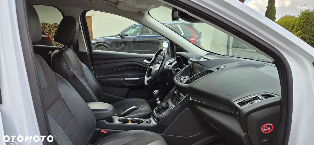 Ford Kuga 2.0 TDCi 4WD Titanium - 13