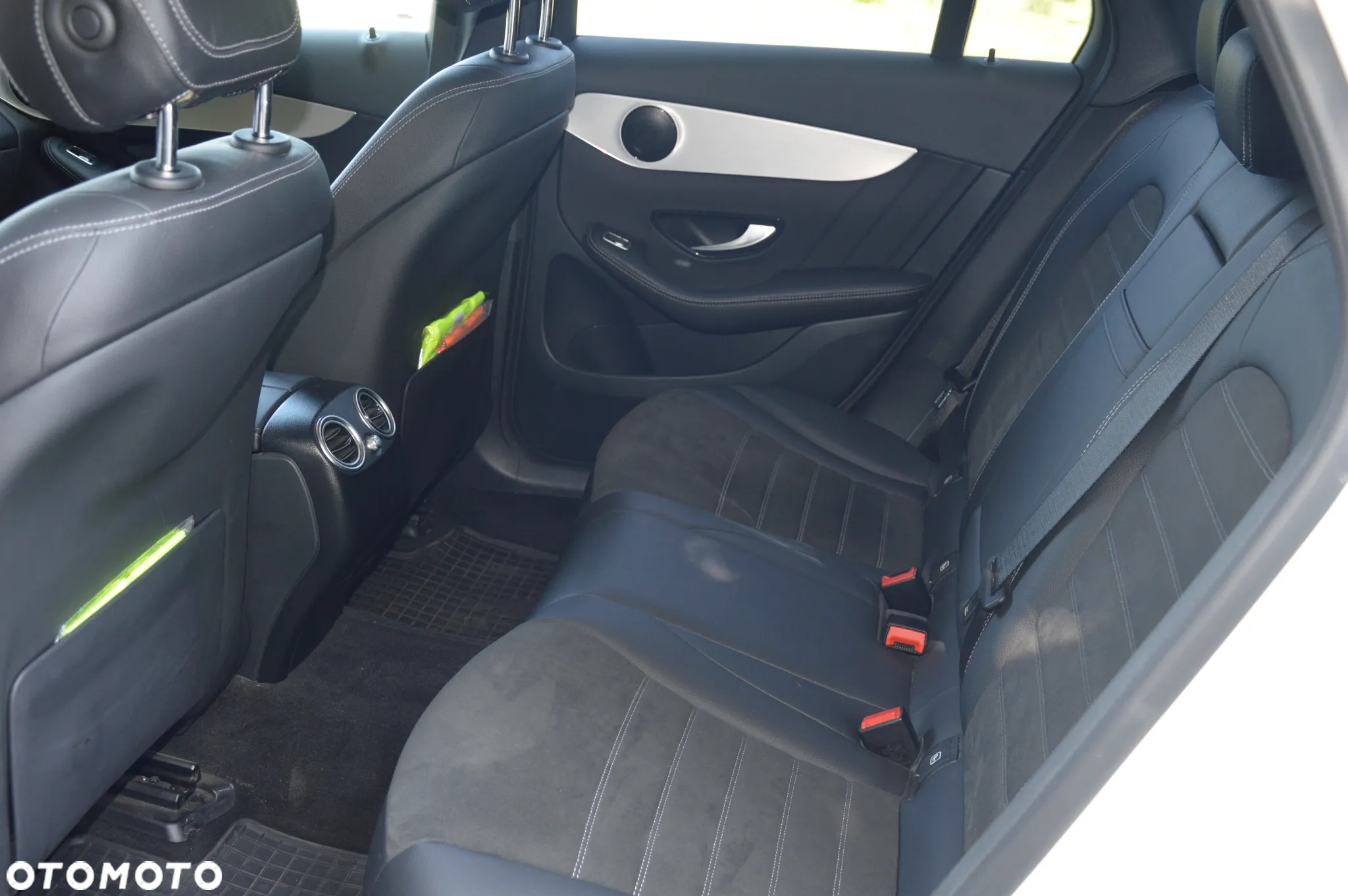 Mercedes-Benz GLC 200 d 4-Matic Business Edition - 4