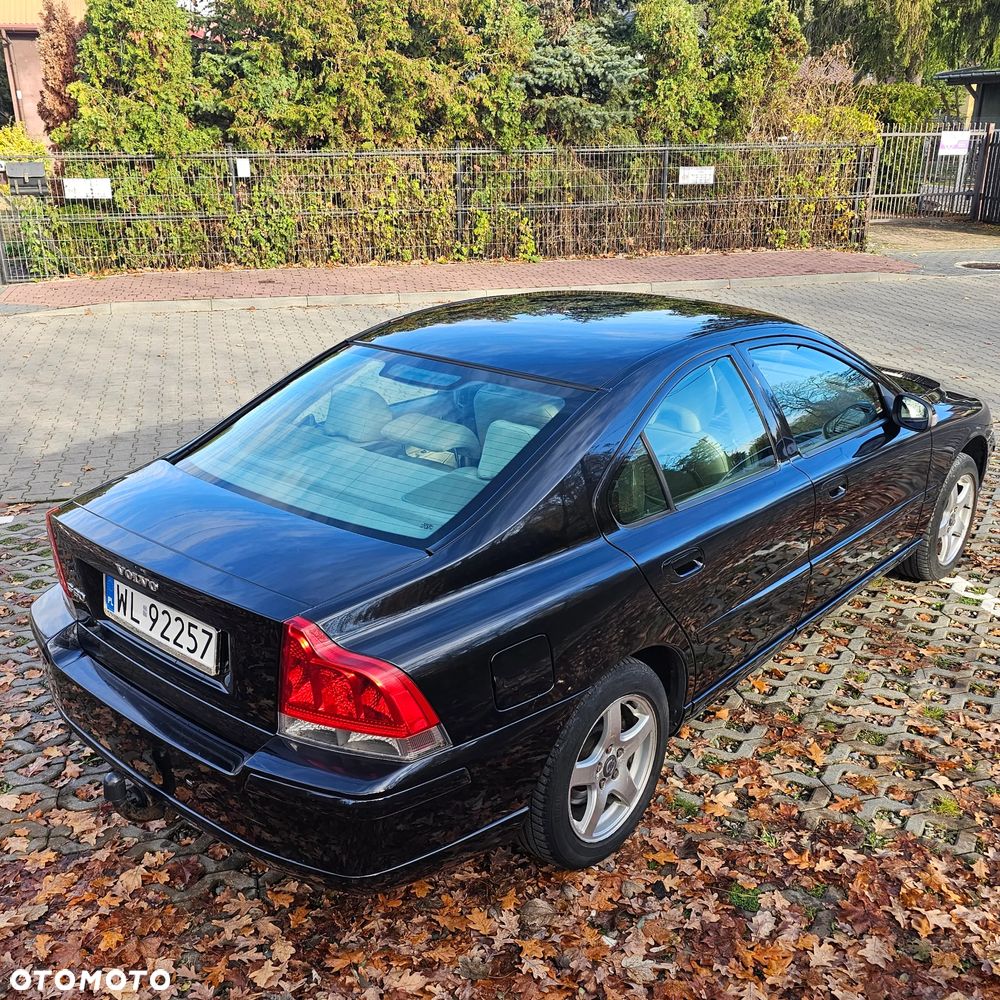 Volvo S60 2.4D5 Summum - 10