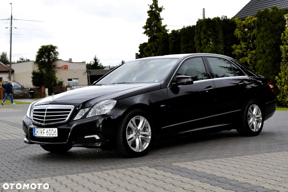 Mercedes-Benz Klasa E 200 CDI DPF BlueEFFICIENCY Automatik Avantgarde - 3