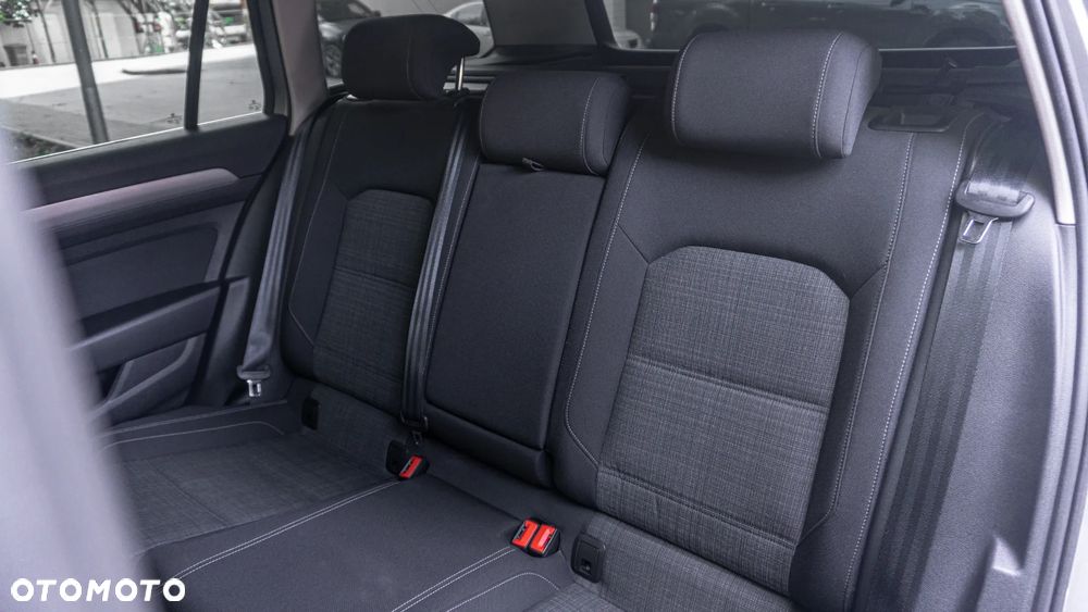 Volkswagen Passat Variant 2.0 TDI SCR DSG Comfortline - 37