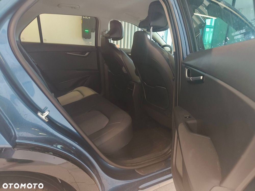 Kia Niro - 16