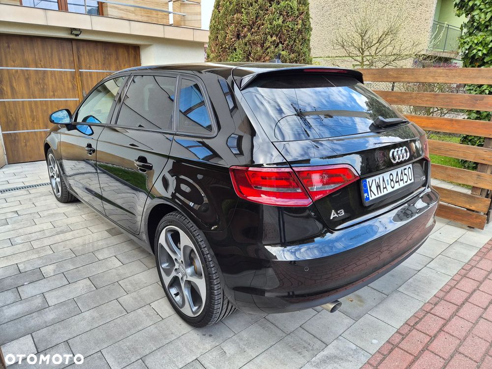 Audi A3 Sportback 1.6 TDI (clean diesel) S tronic Ambiente - 1