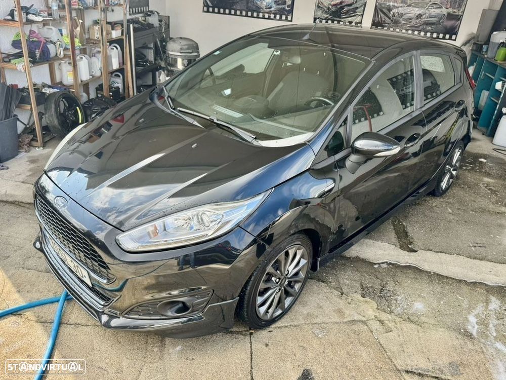 Ford Fiesta 1.5 TDCi STLine - 17