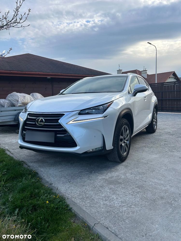 Lexus NX 200t Comfort AWD - 1