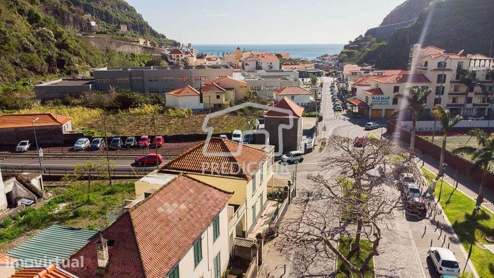 Moradia T4 - Ribeira Brava - Grande imagem: 4/31