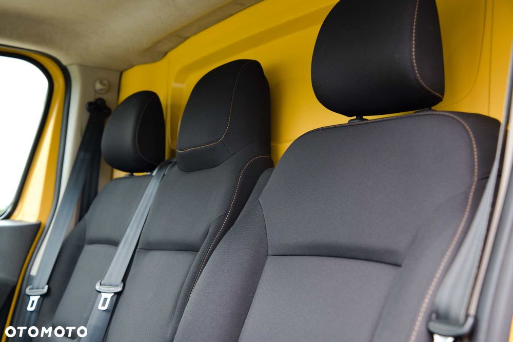Renault Trafic L1H2 wysoki dach - 22