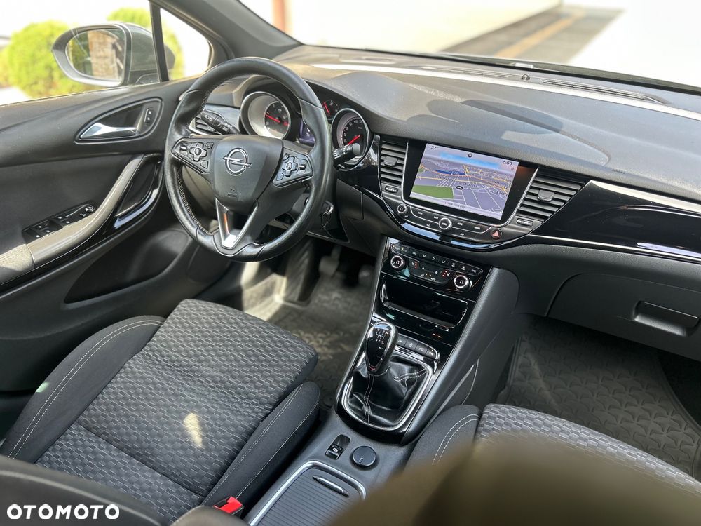 Opel Astra 1.6 CDTI Dynamic S&S - 25