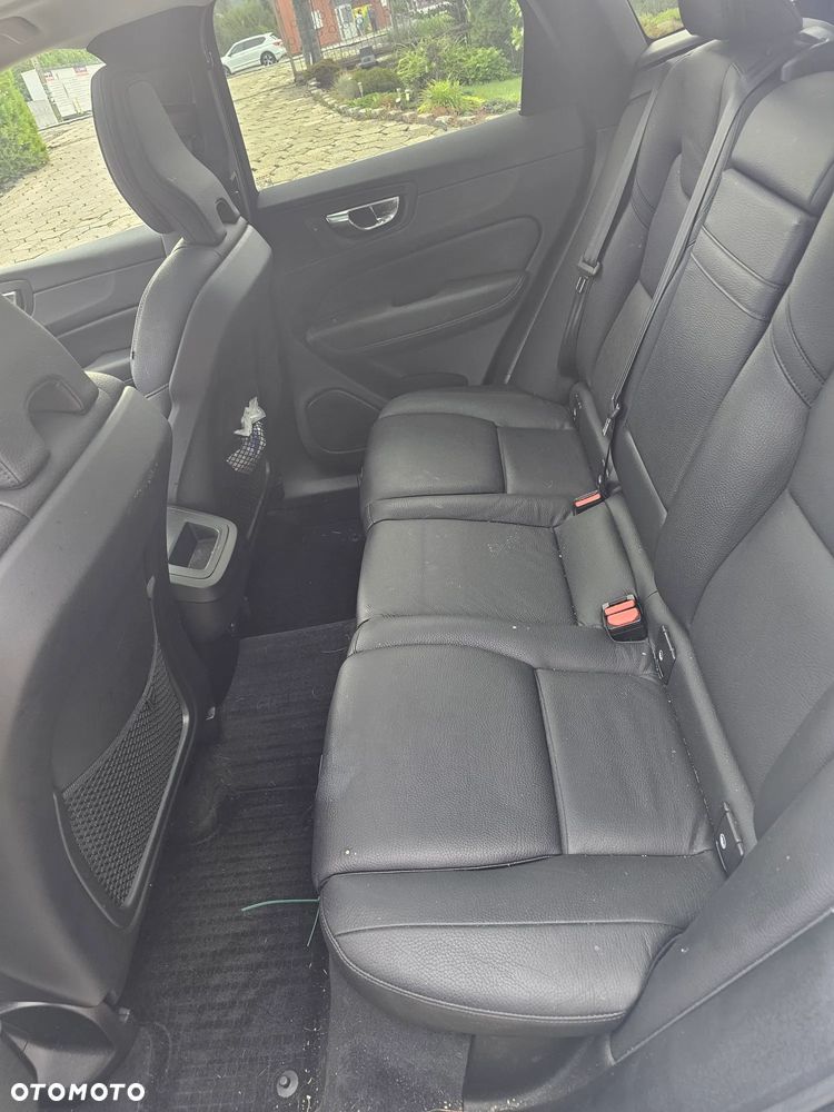Volvo XC 60 B5 B AWD Geartronic Momentum Pro - 25