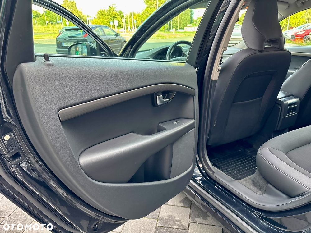 Volvo V70 D4 Drive-E Dynamic Momentum - 25