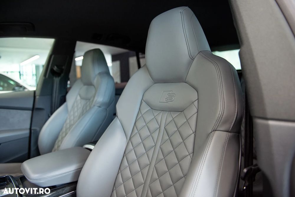 Audi Q8 3.0 55 TFSI quattro Tiptronic MHEV - 15