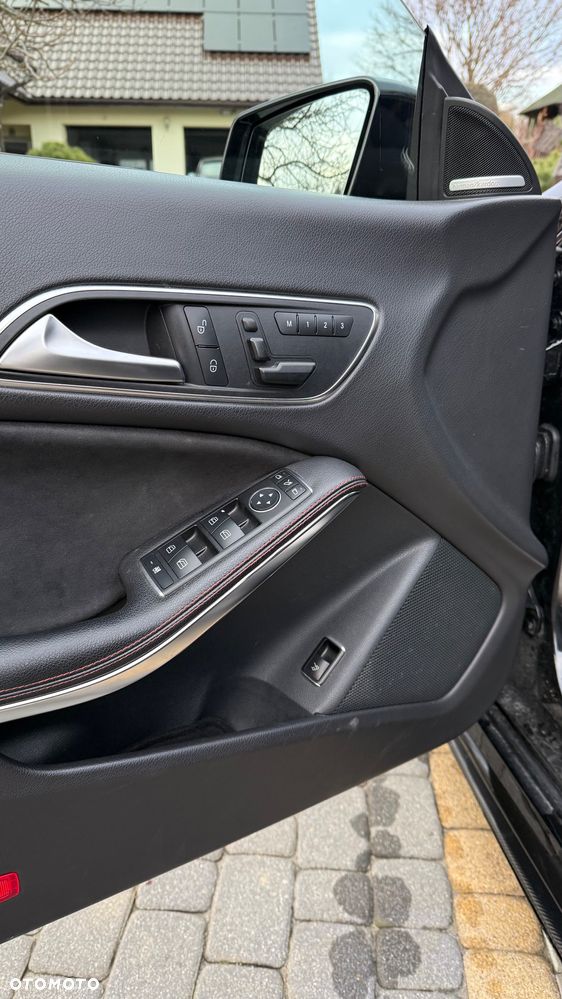 Mercedes-Benz CLA AMG 45 4Matic 7G-DCT - 19