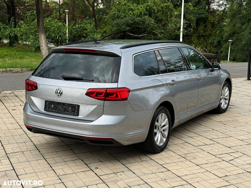 Volkswagen Passat 1.6 TDI SCR DSG Business - 16
