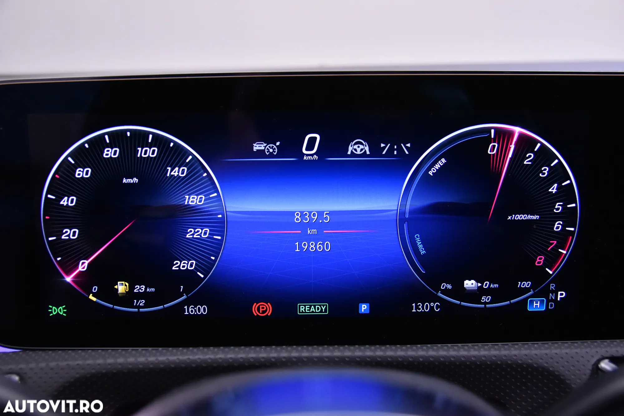 Mercedes-Benz CLA - 10