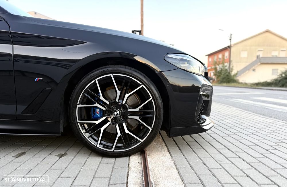 BMW 530 e Pack Desportivo M - 21