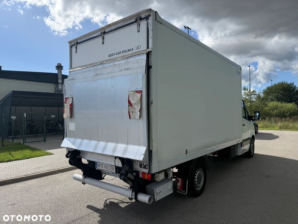 Mercedes-Benz Sprinter - 4