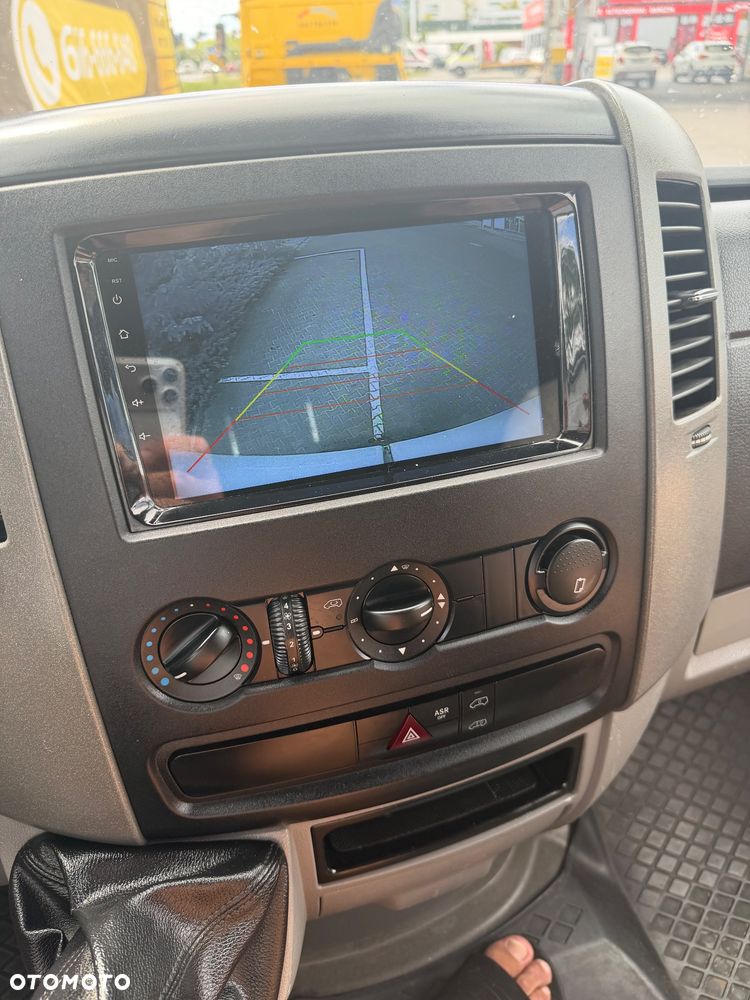 Mercedes-Benz Sprinter 906.211 - 23