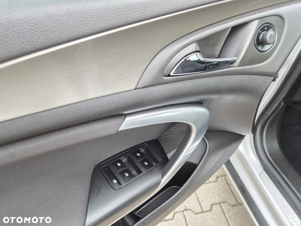 Opel Insignia 1.6 Turbo - 16
