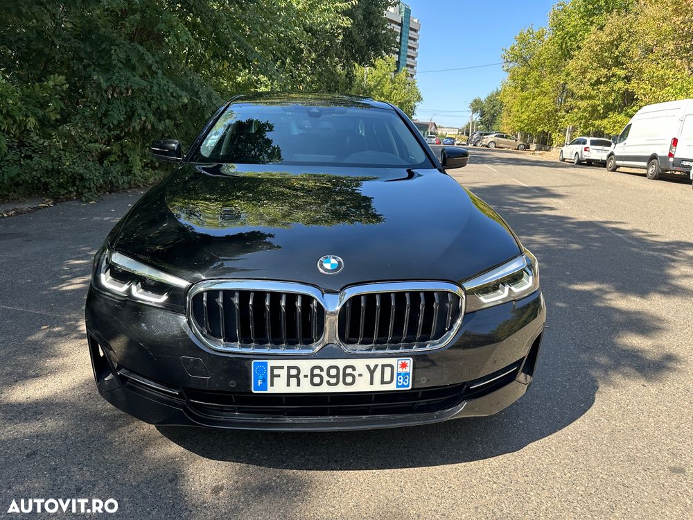 BMW Seria 5 530e Aut. Luxury Line - 1