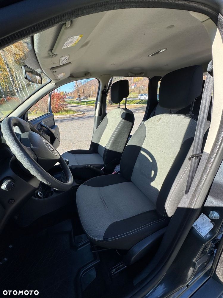 Dacia Duster 1.6 SCe Blackshadow 4x4 S&S - 13