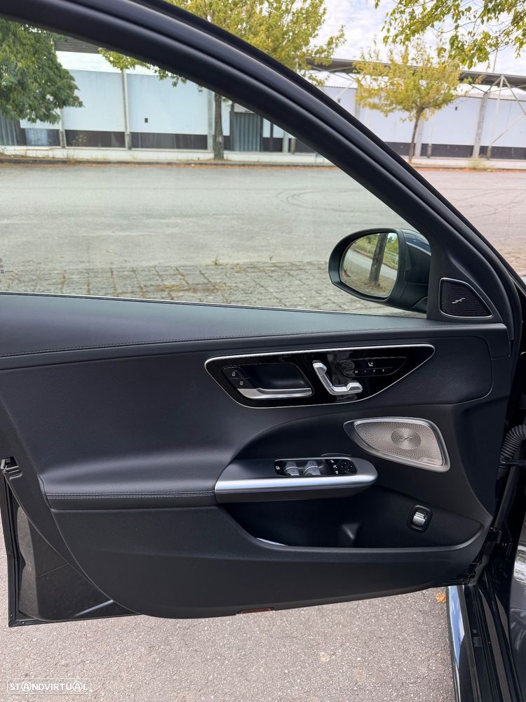 Mercedes-Benz C 300 d AMG Line - 23