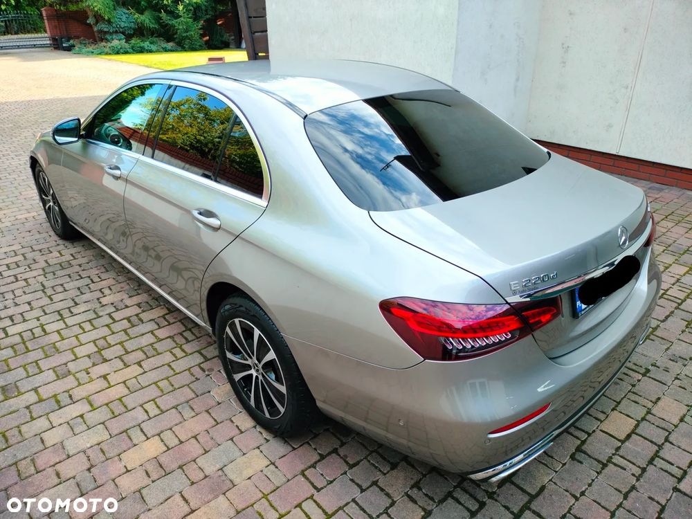 Mercedes-Benz Klasa E 220 d 4-Matic Exclusive - 5