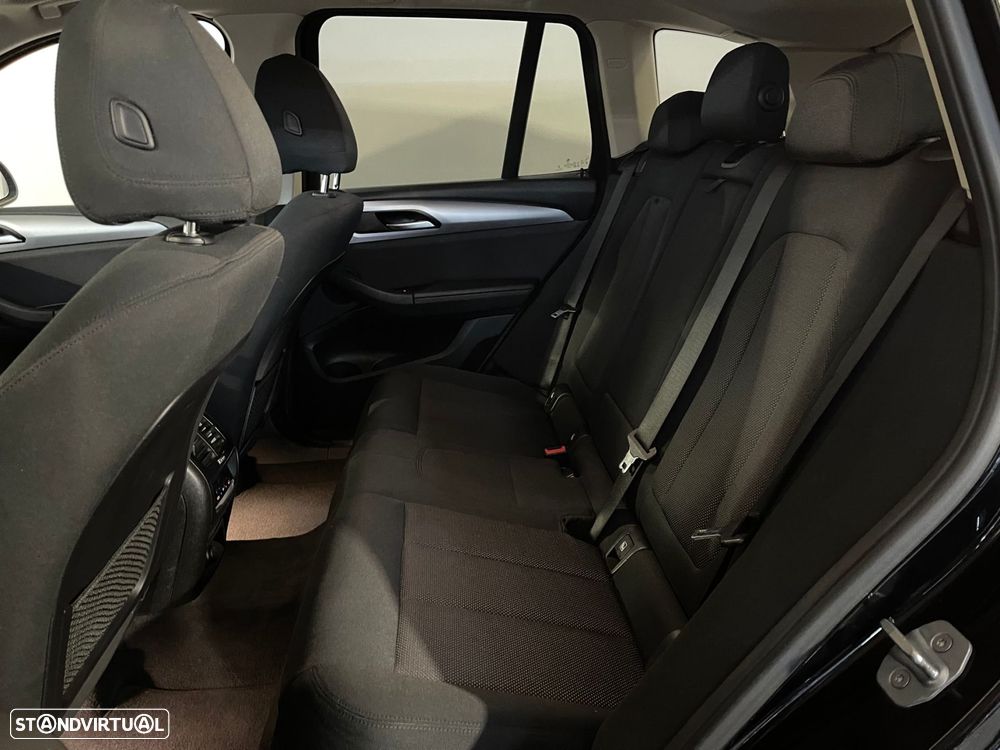 BMW X3 18 d sDrive Auto - 13