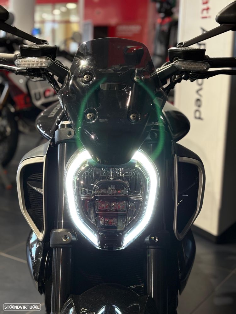 Ducati Diavel Diavel V4 - 5