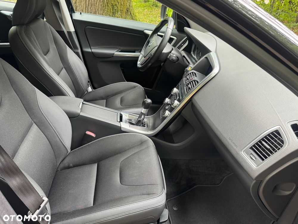 Volvo XC 60 D3 Edition Pro - 19